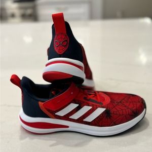 Brand New Adidas x Marvel Spider-Man Fortarun Running Sneakers Youth Size 6